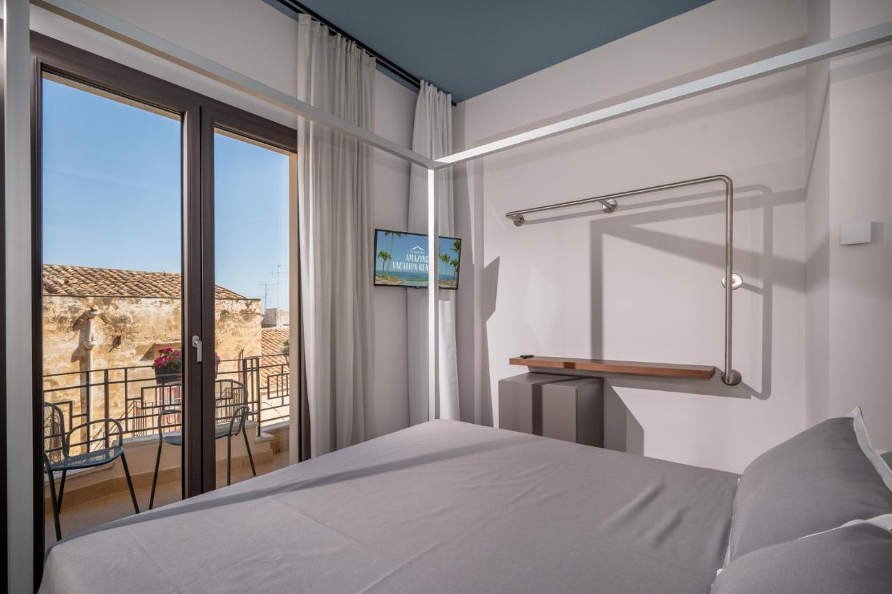 Bed 10.5 - Design Suite Castellammare del Golfo Exterior photo