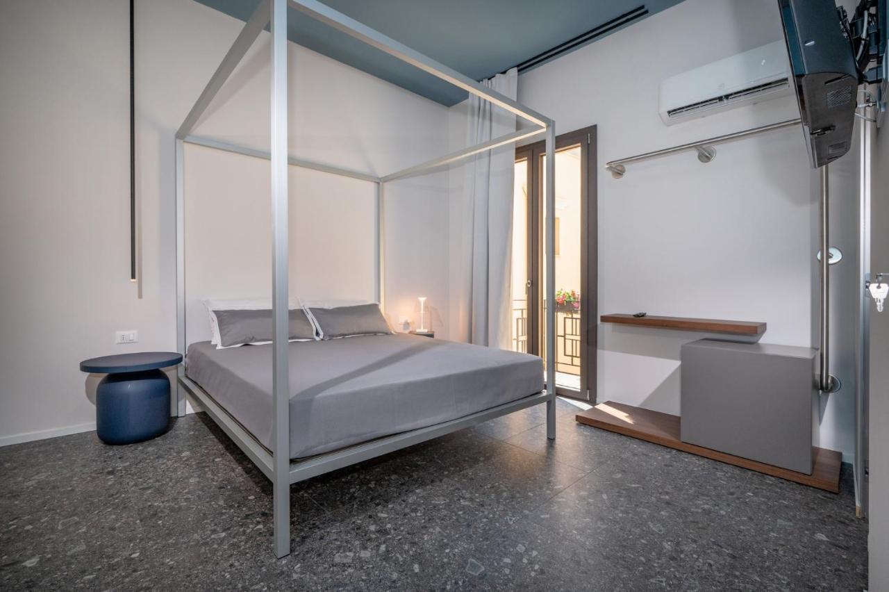 Bed 10.5 - Design Suite Castellammare del Golfo Exterior photo
